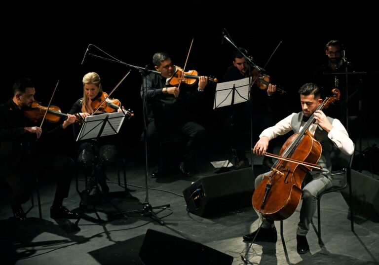 Duka Elemér és a Gipsy Chamber Orchestra