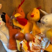 A rakoncátlan nyúlgyerek interaktív bábelőadás a Batyu Színház előadásában